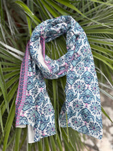 Carica l'immagine nel visualizzatore di Gallery, Sciarpa foulard Tiffany