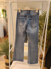 Carica l'immagine nel visualizzatore di Gallery, Jeans strass