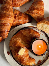 Carica l'immagine nel visualizzatore di Gallery, Candela Morning Bakery
