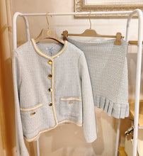 Carica l'immagine nel visualizzatore di Gallery, Giacca chanel tweed
