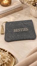 Carica l'immagine nel visualizzatore di Gallery, Pochette BESTIES
