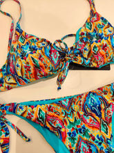Carica l'immagine nel visualizzatore di Gallery, Bikini top Crystal
