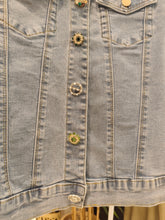 Carica l'immagine nel visualizzatore di Gallery, Giubbotto di Jeans Gioiello
