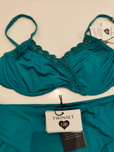 Carica l'immagine nel visualizzatore di Gallery, Bikini ferretto crochet
