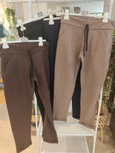 Carica l'immagine nel visualizzatore di Gallery, Pantalone cotone felpati
