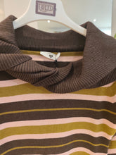 Carica l'immagine nel visualizzatore di Gallery, Maglia righe

