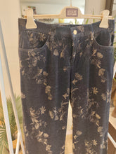 Carica l'immagine nel visualizzatore di Gallery, Pantaloni damascati
