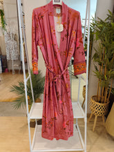 Carica l'immagine nel visualizzatore di Gallery, Vestaglia Kimono Noa
