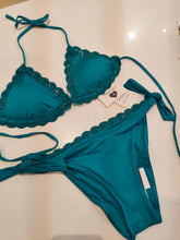 Carica l'immagine nel visualizzatore di Gallery, Bikini triangolo crochet
