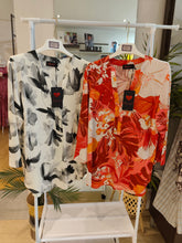 Carica l'immagine nel visualizzatore di Gallery, Blusa Ginevra
