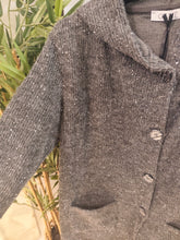 Carica l'immagine nel visualizzatore di Gallery, Cappotto maglia micropaiettes
