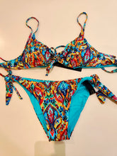 Carica l'immagine nel visualizzatore di Gallery, Bikini top Crystal

