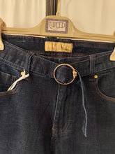 Carica l&#39;immagine nel visualizzatore di Gallery, Jeans Crop
