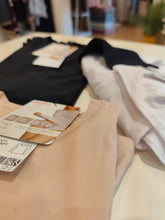 Carica l'immagine nel visualizzatore di Gallery, Maglia in cotone taglia unica
