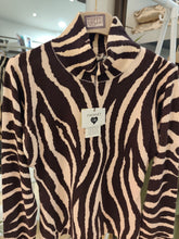 Carica l&#39;immagine nel visualizzatore di Gallery, Dolcevita zebra
