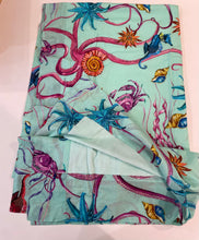 Carica l&#39;immagine nel visualizzatore di Gallery, Telo mare double face coralli
